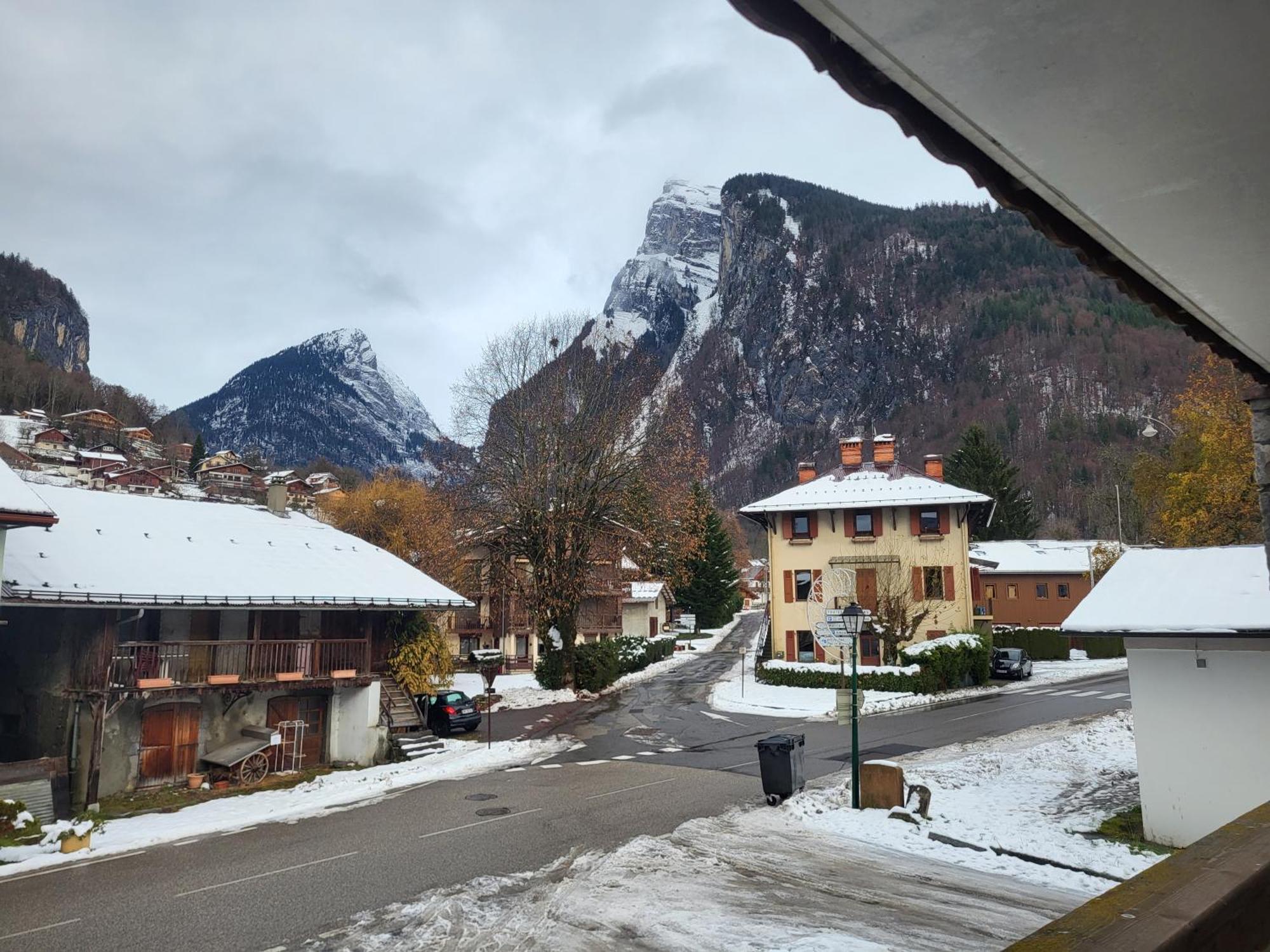 Ecrins A4, 1 Bedroom Apartment With Bunk Room, Central Samoëns Exterior foto